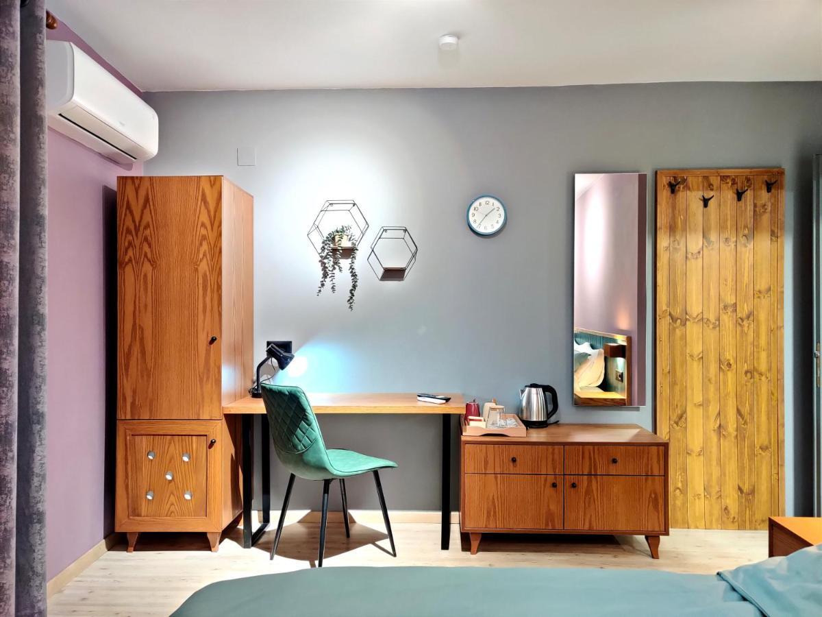 Piro'S Cozy Rooms - City Centre Korce Buitenkant foto